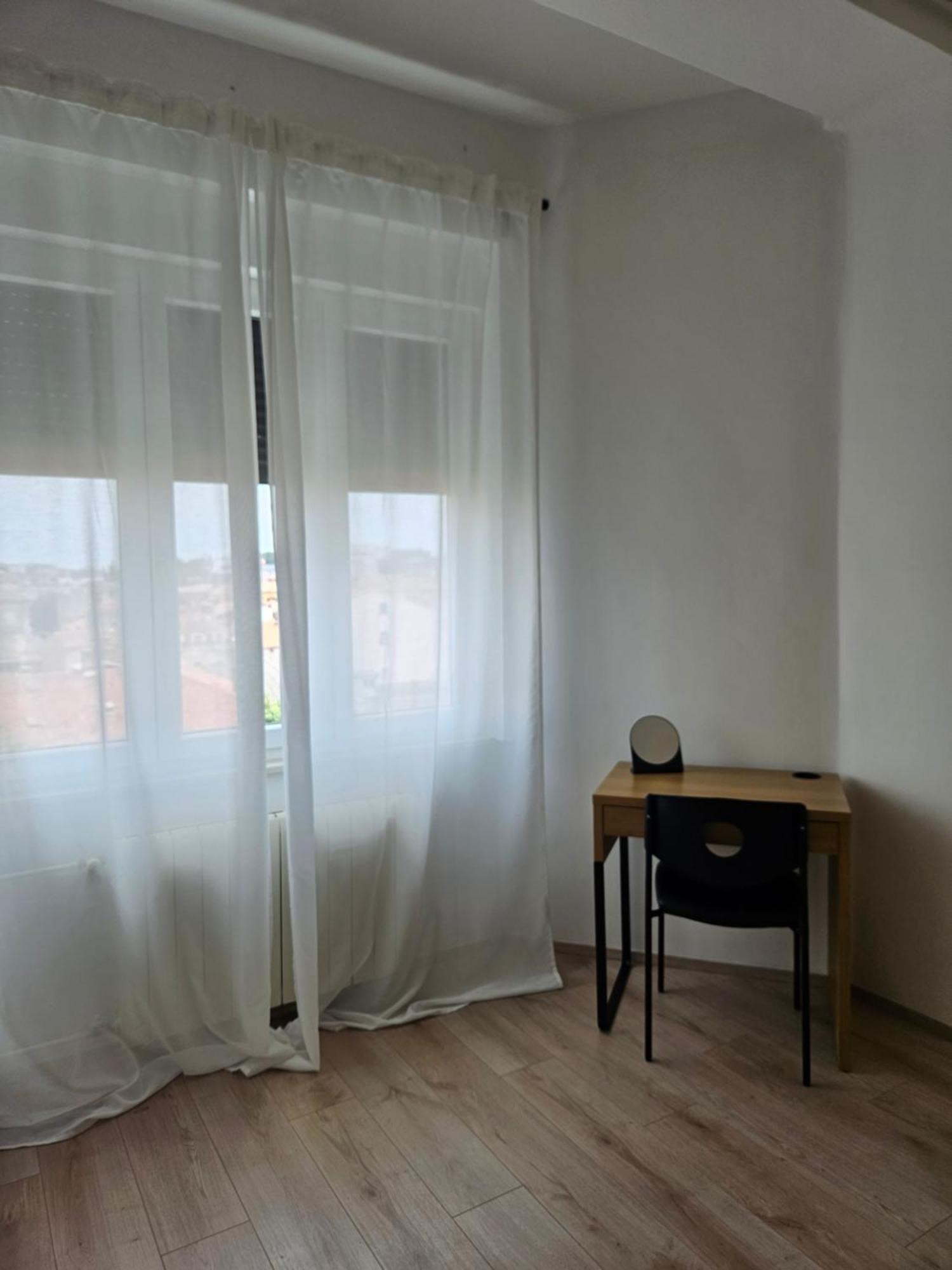 Giardini Panorama - Penthouse In The Heart Of Pula Apartment Cameră foto